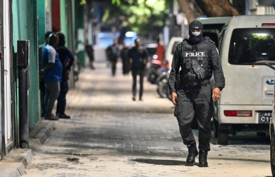 ގައުމީ ސަލާމަތާ ގުޅުން ހުރި އޮޕަރޭޝަން: ބައެއް ގެތައް ފާސްކޮށް، މީހުން ހައްޔަރުކުރަނީ!