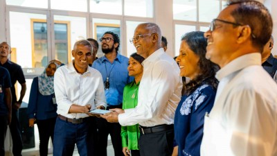 ނެޝަނަލް އާޓް ގެލަރީގައި ފަންނުވެރިންގެ ކުރެހުންތައް ދައްކާލުމަށް ދައިމީ ކަލެކްޝަނެއް ހުޅުވައިފި