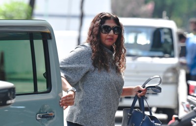 ނުފޫޒު ފޯރުވިކަމަށް ބުނާ މައްސަލައިގައި ފަނޑިޔާރު އަޒްމިރަލްދާ ޖޭއެސްސީއަށް ހާޒިރުކޮށްފި