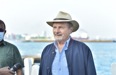 ޓޫރިޒަމްގެ އެއް ބާނީ ކޯބިން ރާއްޖޭގައި، އޭނާ އަށް ލިބިވަޑައިގަތީ ހައިރާންކަން!