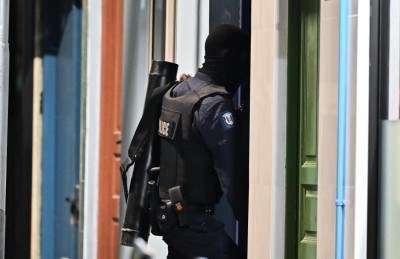 ގައުމީ ސަލާމަތާ ގުޅުން ހުރި އޮޕަރޭޝަން: ބައެއް ގެތައް ފާސްކޮށް، މީހުން ހައްޔަރުކުރަނީ!