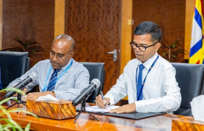 ޕީކް ސީޒަނަށް ތައްޔާރުވާން ސްޓެލްކޯ އިން ހުޅުމާލޭގައި 80،000 ލީޓަރުގެ ދެ ތެޔޮ ޓޭންކް ބަހައްޓަނީ