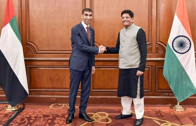 އިންޑިއާ-އެމިރޭޓްސް ވިޔަފާރީގެ އެއްބަސްވުމެއް ގާއިމުކުރަނީ