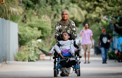 ސަދުނާ، މި މަންމަގެ ކެތްތެރިކަމާއި ހިތްވަރަށް ނިމުމެއް ނެތް!