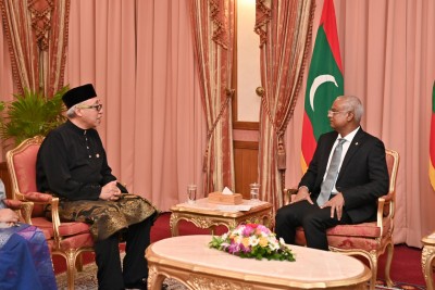ތިން ގައުމަކުން ރާއްޖެއަށް އައްޔަނުކުރި ސަފީރުންގެ ފަތްކޮޅު ރައީސަށް އަރުވައިފި