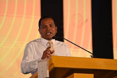 ދަ ޑިމޮކްރެޓްސް ދެމިއޮންނާނީ ކުޑަ ޕާޓީއެއްގެ ގޮތުގައި: ނިޒާރު