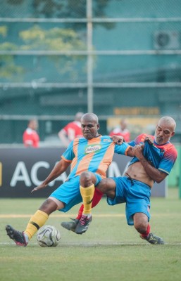 ވެޓަރަންސް މެޗުގައި ލެޖެންޑް ޝާހްގެ އުޅަނބޮށީގެ ކަށިތައް ފުނޑުފުނޑުވެ އަތް ބިންދައިގެން ހިނގައްޖެ