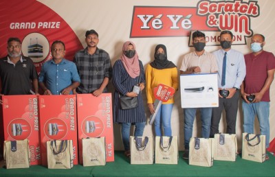 ޔޭޔޭ ޕްރޮމޯޝަނުގެ ތިން ނަސީބުވެރިއަކަށް އުމްރާ ދަތުރު ދީފި