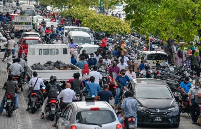 ލޯންޗް ފެރީތައް އެތަންމިތަނަށް، ޓްރެފިކް ތޮއްޖެހުން ވީ ގޯސް