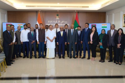 އިންޑިއާގެ އެހީގައި ރާއްޖޭގައި އިތުރު 10 މަޝްރޫއެއް
