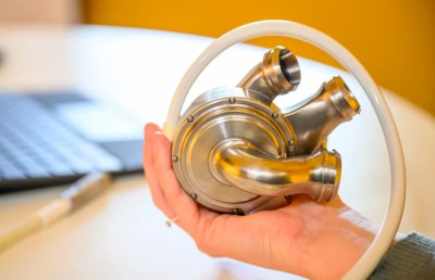 ޓައިޓޭނިއަމް ހިތެއްގައި 100 ދުވަހު ދުނިޔޭގައި