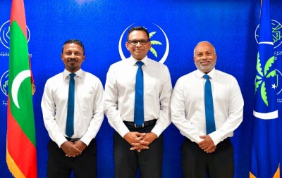 ނާޒިމްގެ ކެމްޕޭން މެނޭޖަރަކަށް ފަޔާޒު، ތަރުޖަމާނަކަށް އުޝާމް ހަމަޖައްސައިފި