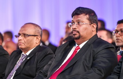 ފަނޑިޔާރު އަލީ ރަޝީދު ޝަރީއަތަށް ވަޑައިނުގެން އެއާޕޯޓަށް މީހުން އުފުލަން އުޅުނު ކަމަށް ބުނެ ޖޭއެސްސީއަށް