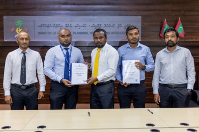 ކޮމަންޑޫގައި 10 މަސްތެރޭ 300 ހައުސިން ޔުނިޓް އަޅަނީ