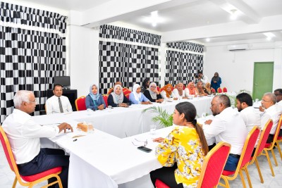 އަންހެނުންގެ ކޮމެޓީތަކުގެ ކަންކަން ލުއިފަސޭހަކުރަން ޤާނޫނަށް ބަދަލު ގެންނަން ޖެހޭ: ރައީސް