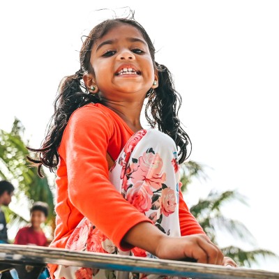 އަރުޝީގެ އުމުރުން އެންމެ ހަ އަހަރު، އެކަމަކު އެއީ ސްކޭޓް ކުރުމުގެ "އެއްވަނަ"