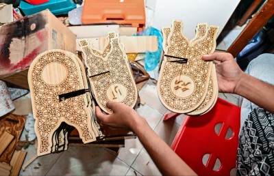 އުމުރުން 17, ފިލާގައި ކަނޑައި މި ނަގަނީ އަމިއްލަ ވިޔަފާރި