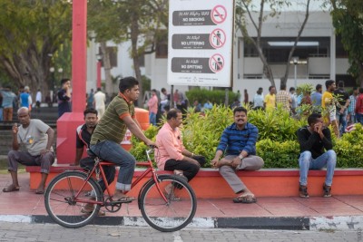 ސަލްޓަން ޕާކާއި ލޮނުޒިޔާރަތް ޕާކަށް ވަންނަ ބިދޭސީންގެ އަތުން ފީ ނަގަނީ