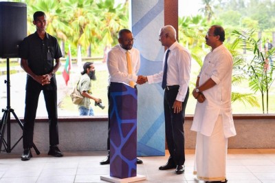 އިނގިރޭސިން ފޭބި ފަހުން އައްޑޫ ދިޔައީ ފަހަތަށް: ރައީސް