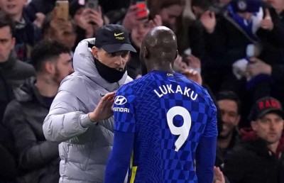 ފާޑު ކިޔުންތަކުން ލުކާކޫ ހިމާޔަތް ކުރަންޖެހޭ: ޓުޗެލް