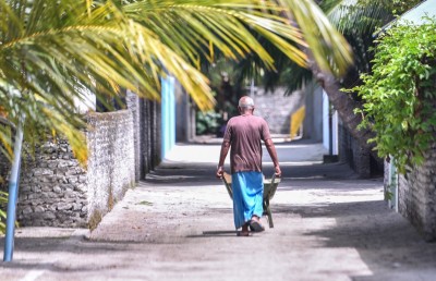 5،000ރ.ގެ އިނާޔަތް ލިބޭ، އެކަމަކު އެ ލޮލުން ނުދެކޭ މީހުން ވެސް އެބަތިބި!