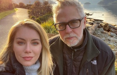 "ޕީސްމޭކާ"ގެ އެކްޓަރާއި ޑައިރެކްޓަރު އެންގޭޖުވެއްޖެ