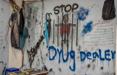 ތިން އައްޑާއެއްގައި ގަދަ ދައްކަނީ، ވެރިފަރާތް ވެސް މަގުމައްޗަށް އެއްލައިލި!