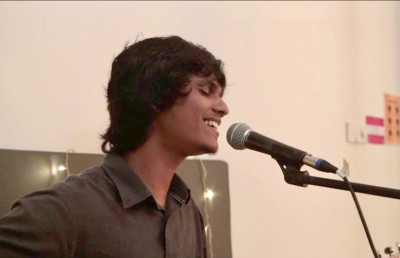 މިހާރު ކިޔާލަން އަދި އަޑު އަހާލަން: ޔާނި މުއާދުގެ ހިތްގައިމު ނަލަނަލަ އަޑު