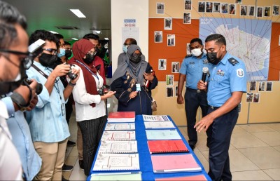 ފެނުނީ ޖީލެއް ހަލާކުކޮށް ޑީލަރުން އުދުހޭ ނުރައްކާ މަންޒަރު!