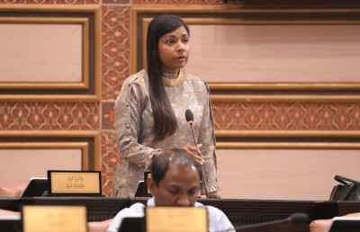 ނަޝީދާއި އީވާ މަޖިލިސް ހައިޖެކު ކޮށްފި: ރޮޒައިނާ