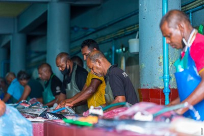 ޑިއުޓީއަކާ ނުލާ އިނގިރޭސިވިލާތަށް މަސް އެކްސްޕޯޓް ކުރެވޭ އެއްބަސްވުމެއް