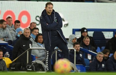 ޕެނަލްޓީ ނުދިނުމުން ލަމްޕާޑްގެ ނުރުހުން ވީއޭއާރަށް