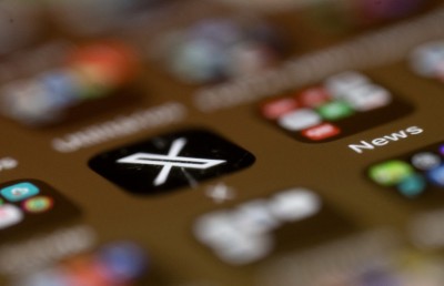 ޕޯސްޓުތައް ނަގަން އަމުރުކުރާތީ އެކްސް އިން އިންޑިއާ ސަރުކާރާ ދެކޮޅަށް ކޯޓަށް