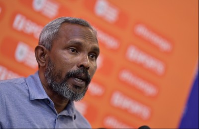 ކޯޗަކު އެއް ކްލަބެއްގައި ދިގު މުއްދަތަކަށް ނުހިފެހެއްޓޭ، ކީއްވެ؟