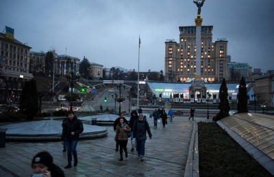 ޔޫކްރެއިންގައި ތިބި 15 ދަރިވަރަކު ހަންގޭރީއަށް ގެންގޮސްފި، މިހާރު ތިބީ 9 ދަރިވަރެއް