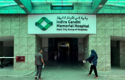 ރަސްދޫގެ ގެއެއްގައި ރޯވެ، ޒުވާން ދެމަފިރިއަކު ވަރަށް ބޮޑަށް ފިހިއްޖެ