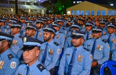 މި ސަރަހައްދުގައި އާއްމުން އެންމެ އިތުބާރުކުރާ ތަނަކަށް ދިވެހި ފުލުހުންގެ މުއައްސަސާ ހަދަން ބޭނުން: ރައީސް