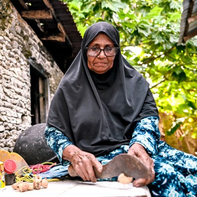 ފޮޓޯ ސްޓޯރީ: ކެނދިކުޅުދޫގެ ހަޒާނާ ތެރެއަށް ވަންނަ މިއީ ވަރުގަދަ ފައުޖެއް