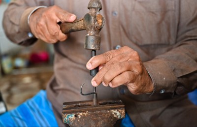 މުހައްމަދު މި ހިންގަނީ ދިވެހި މަސްވެރިންގެ ބުޅި ފެކްޓަރީ