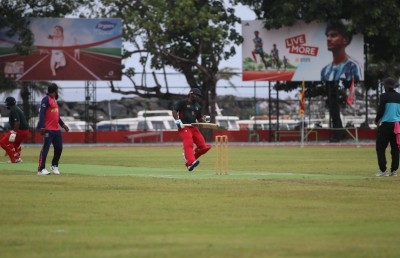 ގައުމީ ކްރިކެޓް ކްރިކެޓް ޓީމު އެކުވެރިކަމުގެ މެޗުތަކެއް ކުޅެނީ
