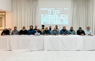 ޣައްޒާގެ ދިފާއުގައި އިލްމުވެރިން އިސްނަގައިގެން ރެލީއެއް ބާއްވަނީ