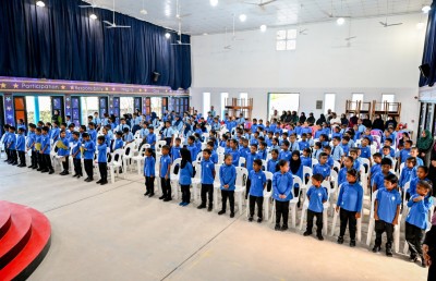 ސްކޫލުގައި ބާއްވާ ރަސްމިއްޔާތުތައް ޝަރަފުވެރިކޮށްދޭ މެހެމާނުންނާ ގުޅޭ އާ އުސޫލެއް ހަދައިފި