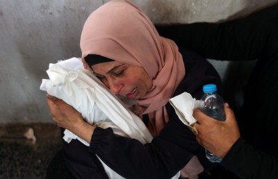 ޣައްޒާގައި އާންމުން އުޅޭ އިމާރާތަކަށް ހަމަލާދީ 23 މީހަކު ޝަހީދުކޮށްލައިފި