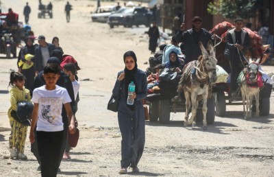 ޣައްޒާގައި އަލުން ހަަމަލާތައް ފެށި ފަހުން 400،000 މީހުން މަގުމަތިވެއްޖެ