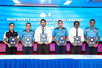 މަގުމަތީގެ ސަލާމަތީ ޕްރޮގްރާމްގެ ސްޕޮންސަރުންނާ އެކު ސޮއިކޮށްފި