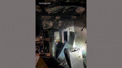 ހިތަދޫ ގެއެއްގައި ރޯވެ ބޭނުންނުކުރެވޭވަރަށް އަނދައިފި