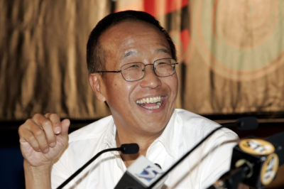 ރާއްޖެއާ ގުޅުން އޮންނަ ސިންގަޕޫރުގެ ބިލިއަނަރު އޮންގް ހައްޔަރުކުރުމަށް ނޯޓިސްދީފި