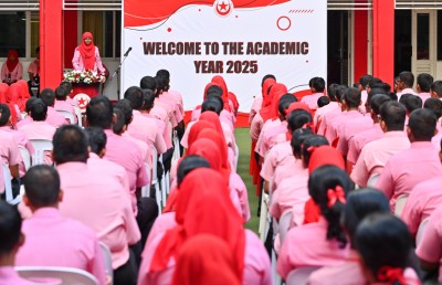 ޒަމާނަށް އަންނަ ބަދަލުތަކަށް އަހުލުވެރިވެ، ކިޔަވައިދިނުމަކީ ތަހުޒީބީ ޖީލެއް ބިނާކުރަން ކުރަންޖެހޭ ކަމެއް: މިނިސްޓަރު