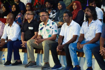 5 އަހަރުން މާލެއާއި ހުޅުމާލެއާ ދެމެދު މޮނޮރެއިލް އަޅާނަން: ނާޒިމް