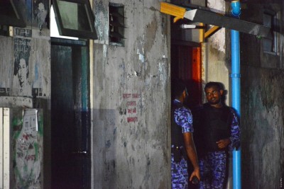 ހަށިވިއްކުމުގެ މައްސަލައެއްގައި ދެ ދިވެހިންނާއެކު ބިދޭސީންތަކެއް ހައްޔަރުކޮށްފި